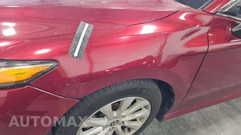 2020 Toyota Camry LE – miniatura 38