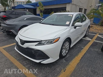 2020 Toyota Camry LE