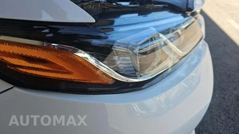 2020 Toyota Camry LE - miniatura 20