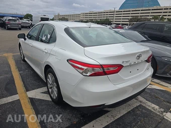 2020 Toyota Camry LE - miniatura 6