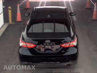 2020 Toyota Camry LE – miniatura 5