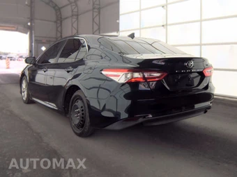 2020 Toyota Camry LE – miniatura 6
