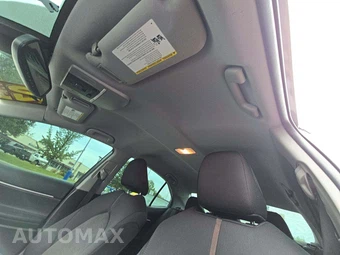 2020 Toyota Camry LE - miniatura 11