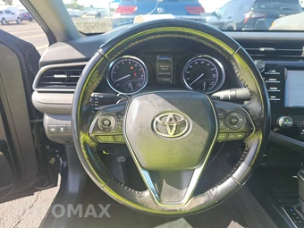 2020 Toyota Camry SE - miniatura 10