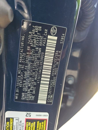 2020 Toyota Camry SE - miniatura 14