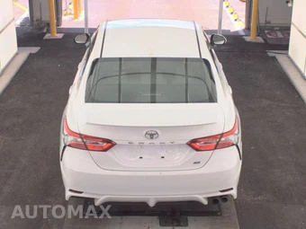 2020 Toyota Camry SE - miniatura 4