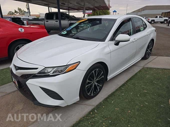 2020 Toyota Camry SE