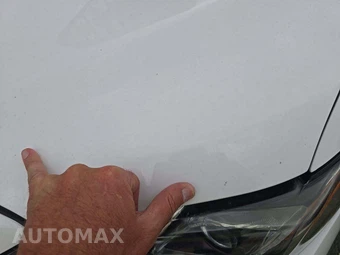 2020 Toyota Camry SE - miniatura 21