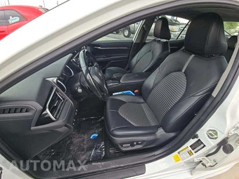 2020 Toyota Camry SE - miniatura 6