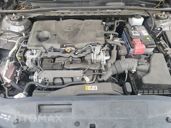 2020 Toyota Camry SE – miniatura 15