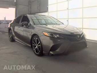 2020 Toyota Camry SE – miniatura 3
