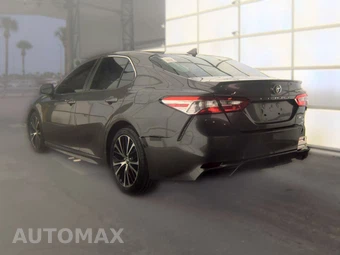 2020 Toyota Camry SE – miniatura 6