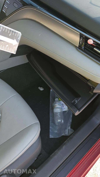 2020 Toyota Camry SE - miniatura 27