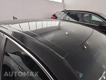 2020 Toyota Camry SE - miniatura 18