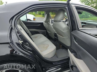 2020 Toyota Camry SE - miniatura 16