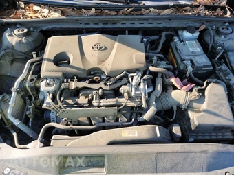2020 Toyota Camry SE – miniatura 15