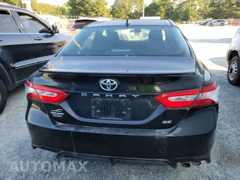 2020 Toyota Camry SE – miniatura 5