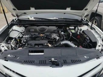 2020 Toyota Camry SE - miniatura 15