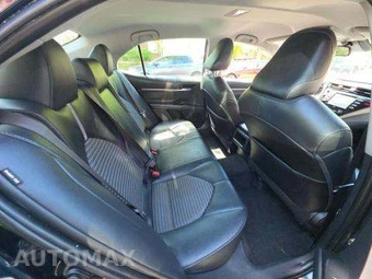 2020 Toyota Camry SE - miniatura 16