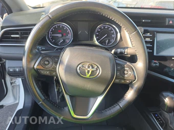 2020 Toyota Camry SE - miniatura 10