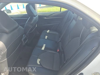 2020 Toyota Camry SE - miniatura 13