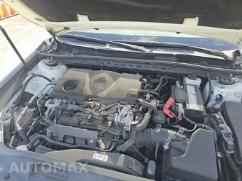 2020 Toyota Camry SE - miniatura 15