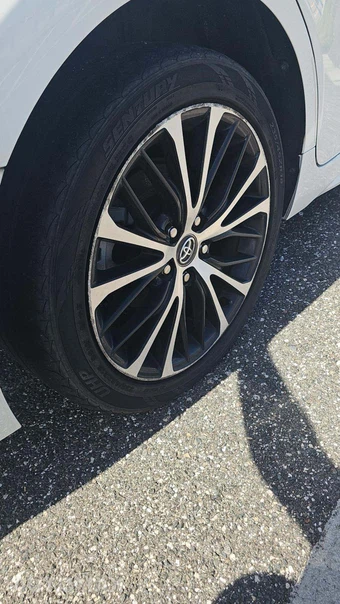 2020 Toyota Camry SE - miniatura 29