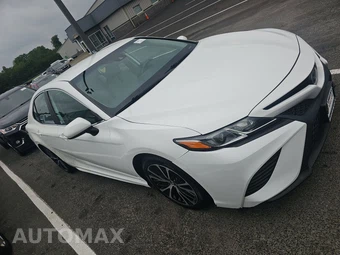 2020 Toyota Camry SE - miniatura 3