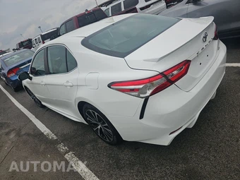 2020 Toyota Camry SE - miniatura 6