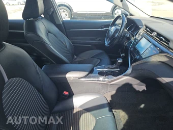 2020 Toyota Camry SE - miniatura 8
