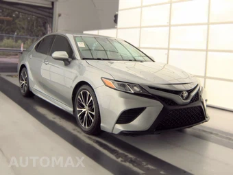 2020 Toyota Camry SE – miniatura 3