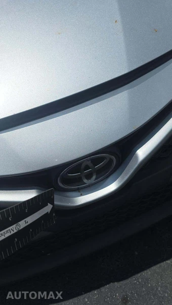 2020 Toyota Camry SE – miniatura 32