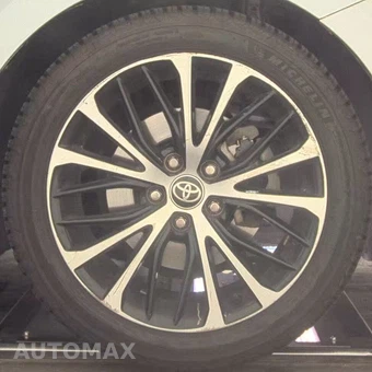 2020 Toyota Camry SE – miniatura 36