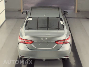 2020 Toyota Camry SE – miniatura 5