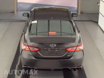 2020 Toyota Camry SE - miniatura 5