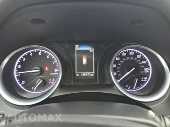 2020 Toyota Camry SE - miniatura 12