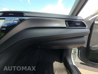 2020 Toyota Camry SE - miniatura 16