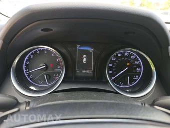 2020 Toyota Camry SE - miniatura 6