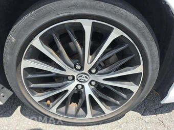 2020 Toyota Camry SE - miniatura 25