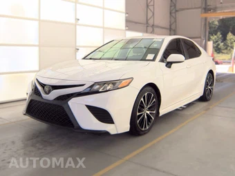 2020 Toyota Camry SE