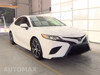 2020 Toyota Camry SE - miniatura 4