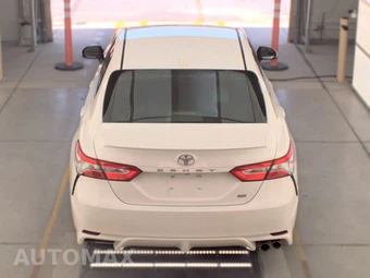 2020 Toyota Camry SE - miniatura 6