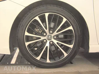 2020 Toyota Camry SE - miniatura 9