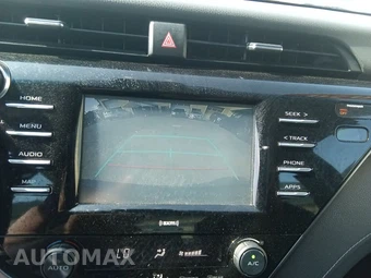 2020 Toyota Camry SE - miniatura 7
