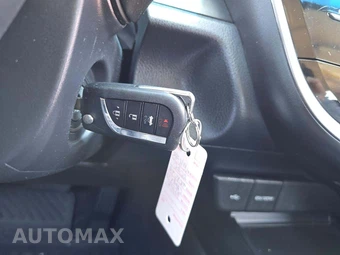 2020 Toyota Camry SE - miniatura 5