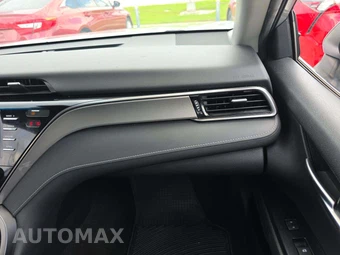 2020 Toyota Camry SE – miniatura 19