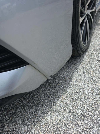 2020 Toyota Camry SE – miniatura 21