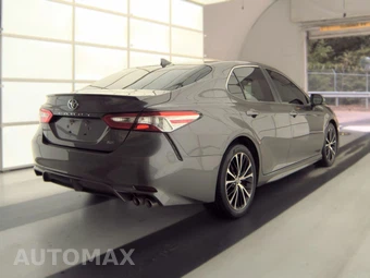 2020 Toyota Camry SE – miniatura 4