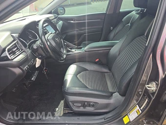 2020 Toyota Camry SE – miniatura 7