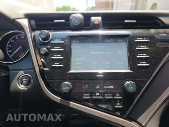 2020 Toyota Camry SE - miniatura 10
